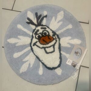 Disney Frozen II Olaf Oval Cotton Pile Rug 24 inch round NEW